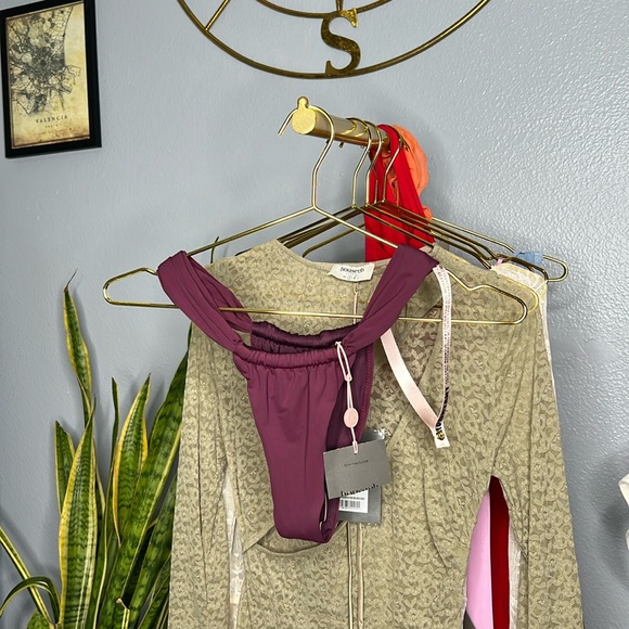 NWT House of CB ‘Athens’ Gathered Bikini Bottom - Picture 3 of 9